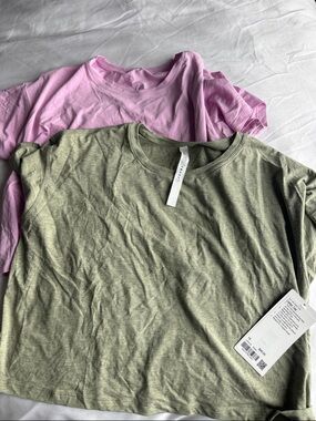lululemon athletica Cates Tee Olive Green and Light Pink Crop Top Duo